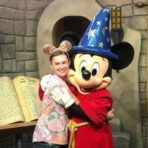 Meet your Posher, Haley